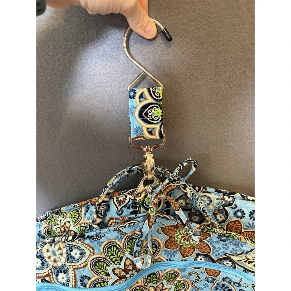Vera Bradley Hanging Quilted Garment Bag Bali Blue Luggage Carrier
